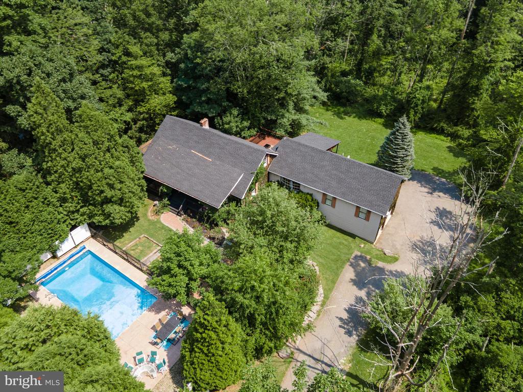 188 OLDE SCHOOLHOUSE ROAD