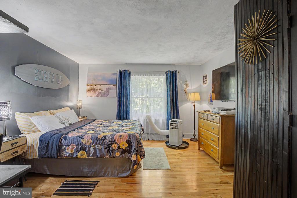 188 OLDE SCHOOLHOUSE ROAD
