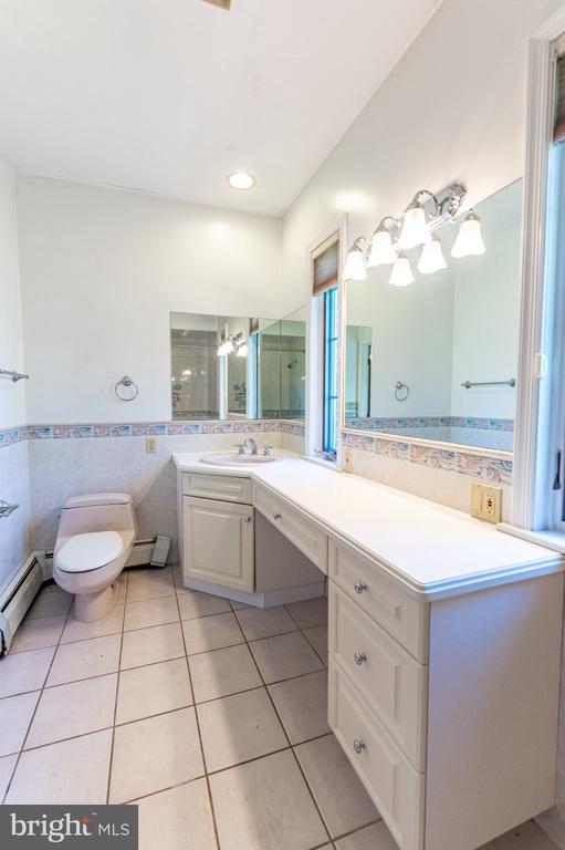 441 HIDDEN LAKE DRIVE