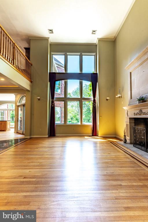 441 HIDDEN LAKE DRIVE