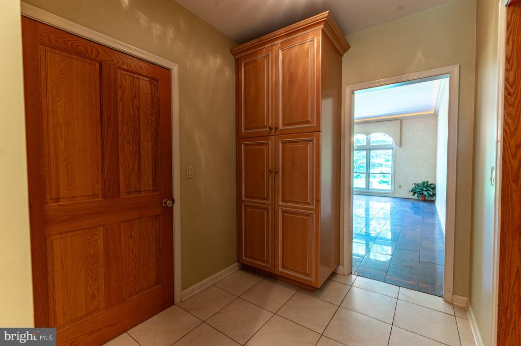 441 HIDDEN LAKE DRIVE