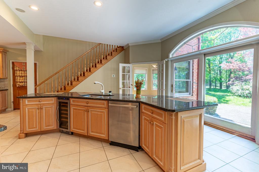 441 HIDDEN LAKE DRIVE