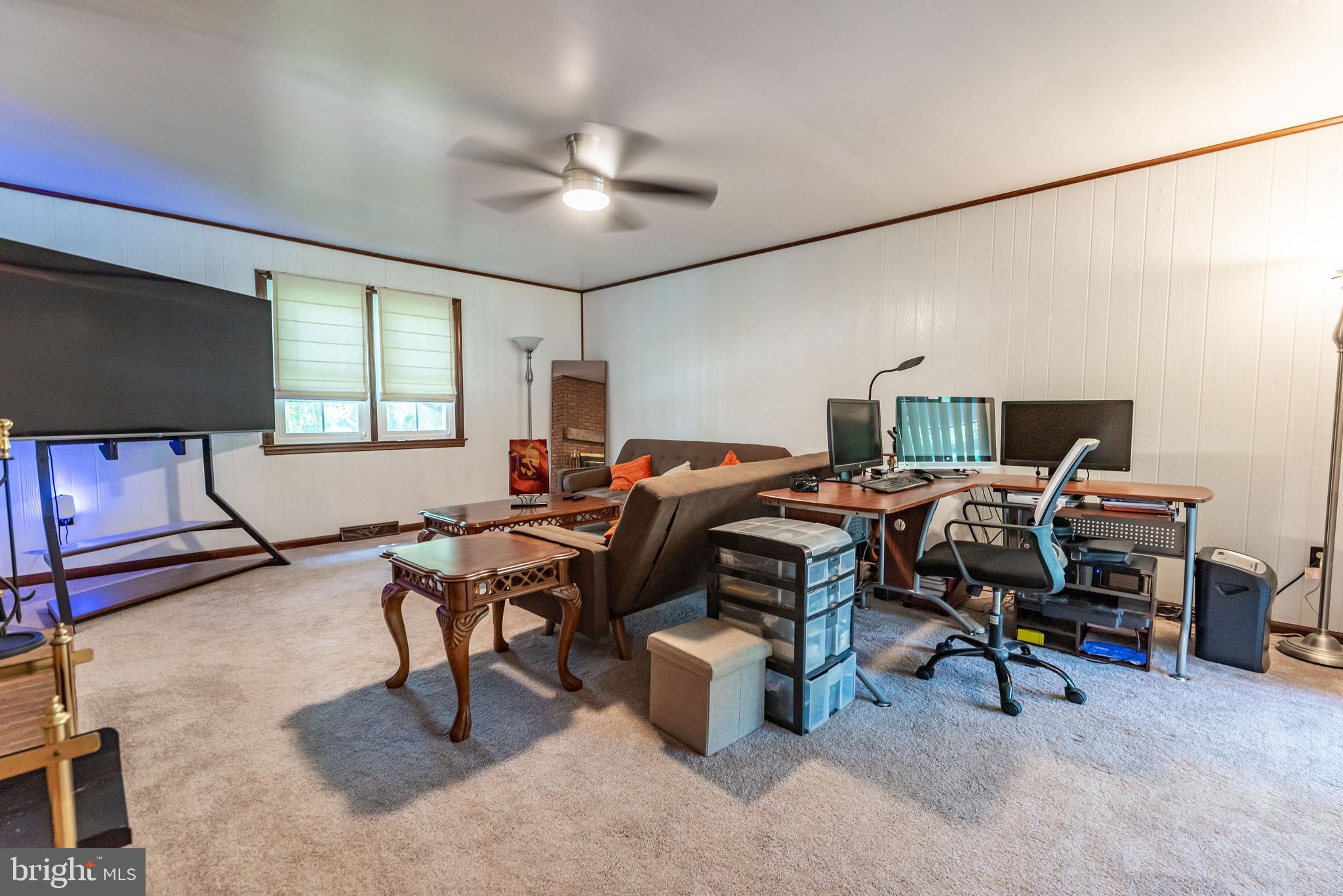 369 WEDGEWOOD DRIVE