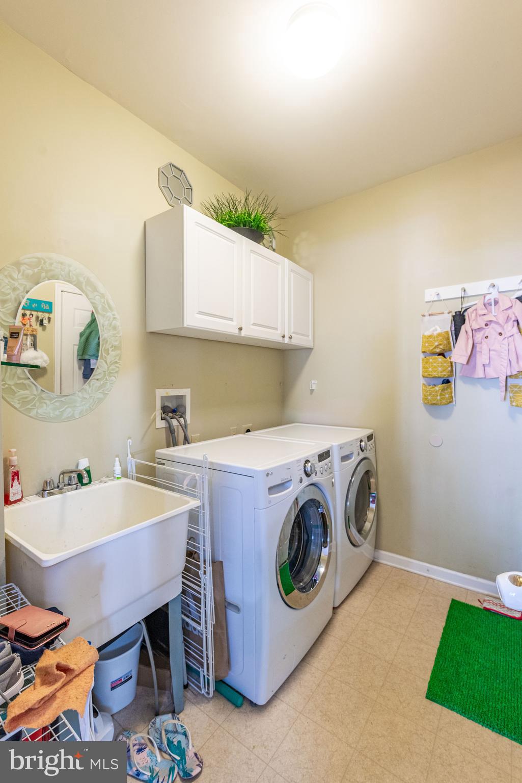 262 N TIMOTHY TRL N