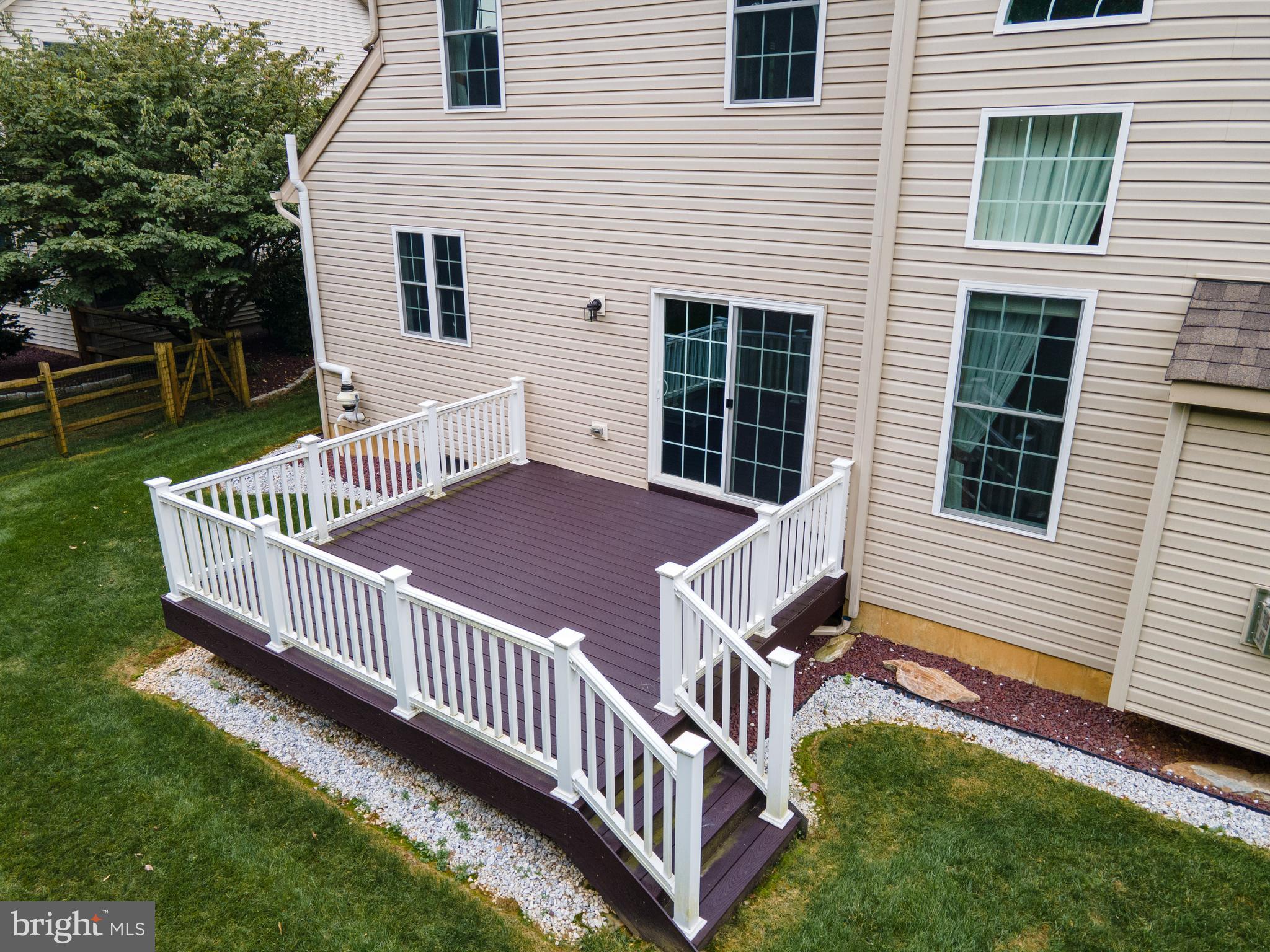 3 Clairmont AVENUE