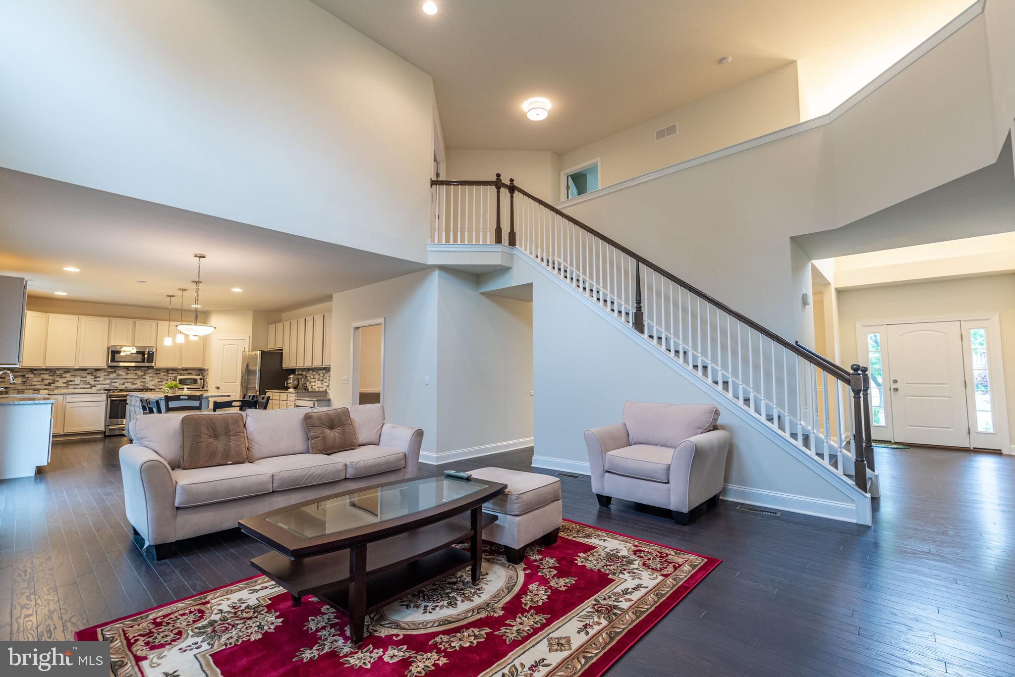 3 Clairmont AVENUE