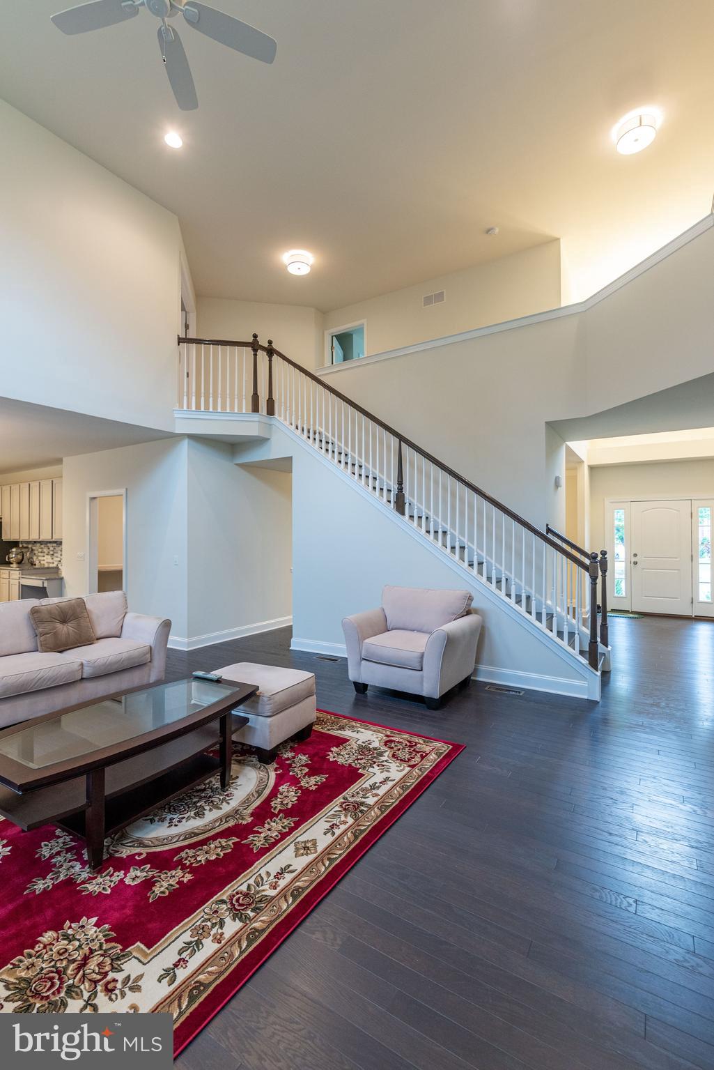 3 Clairmont AVENUE