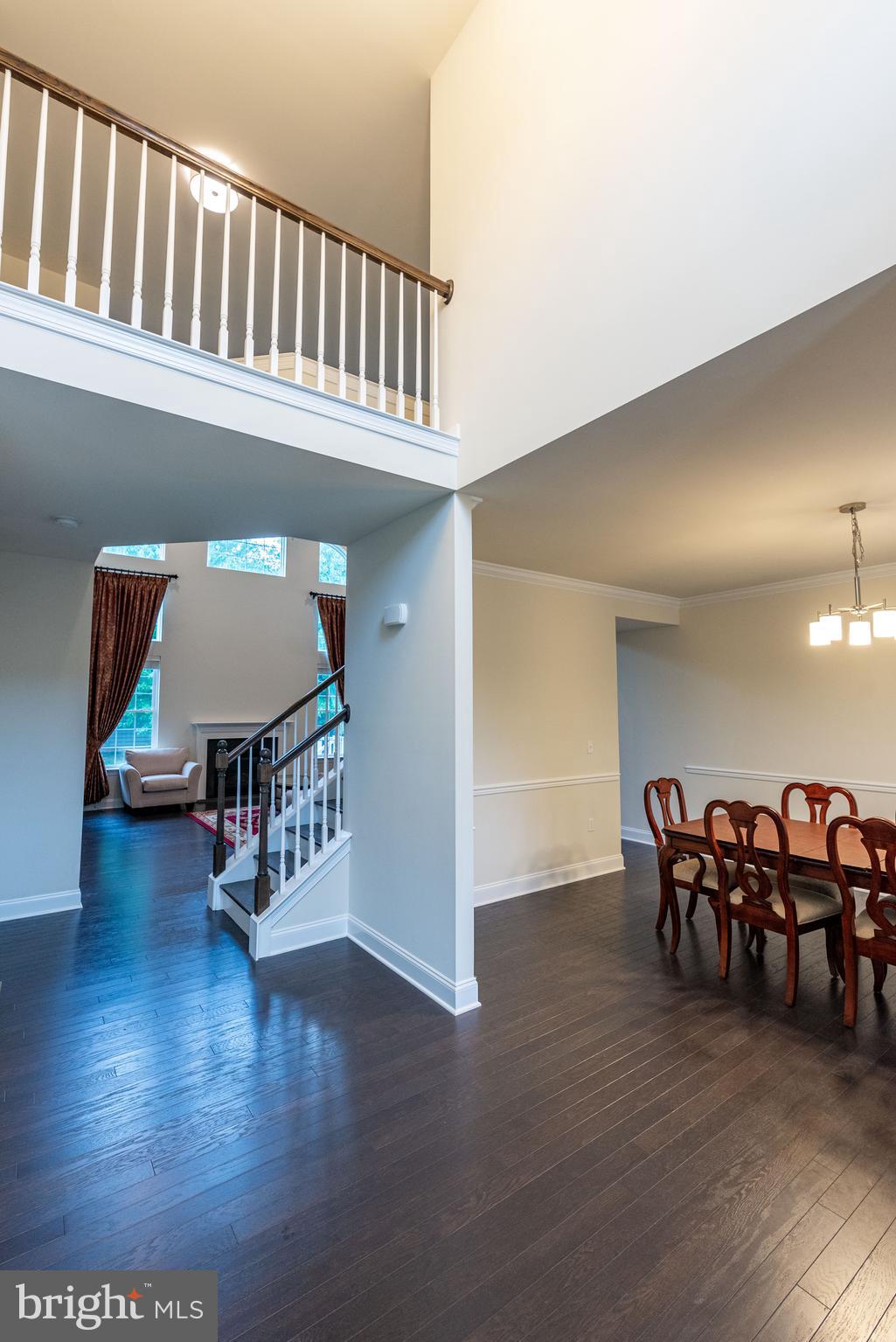 3 Clairmont AVENUE