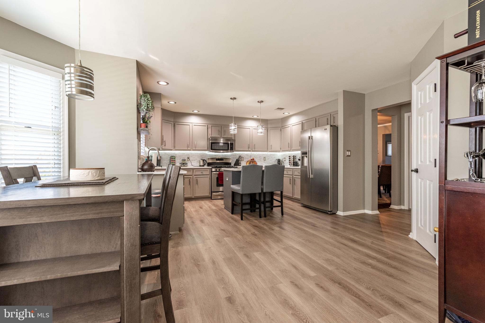 22 Stonecreek COURT