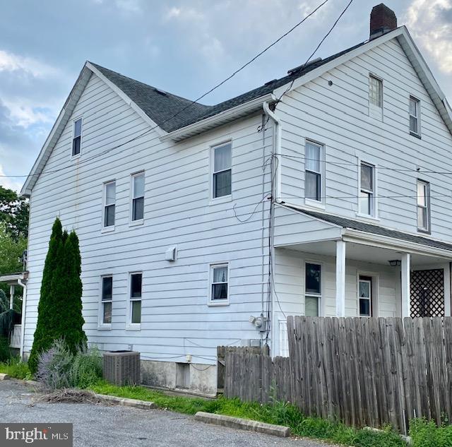 607 W Milton STREET