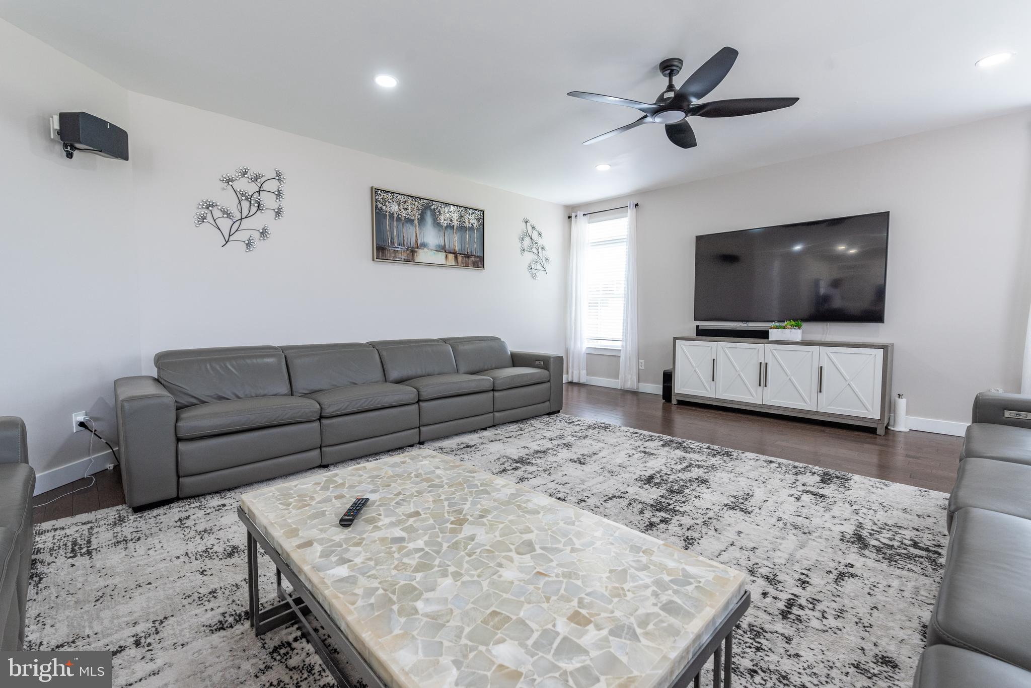 150 Clover Hollow Rd