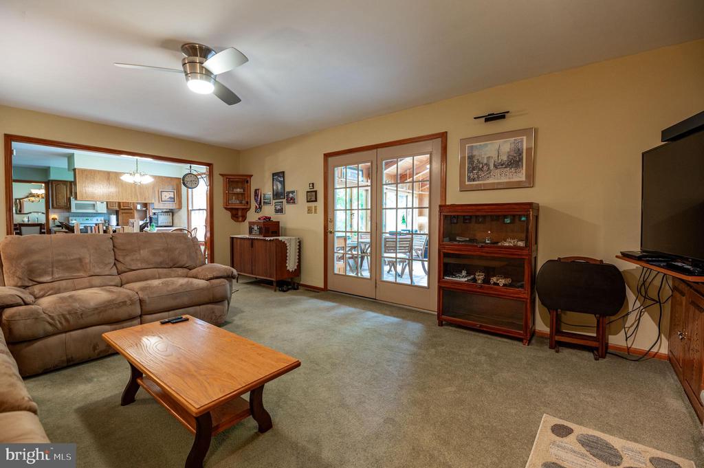 887 Barnsdale Rd