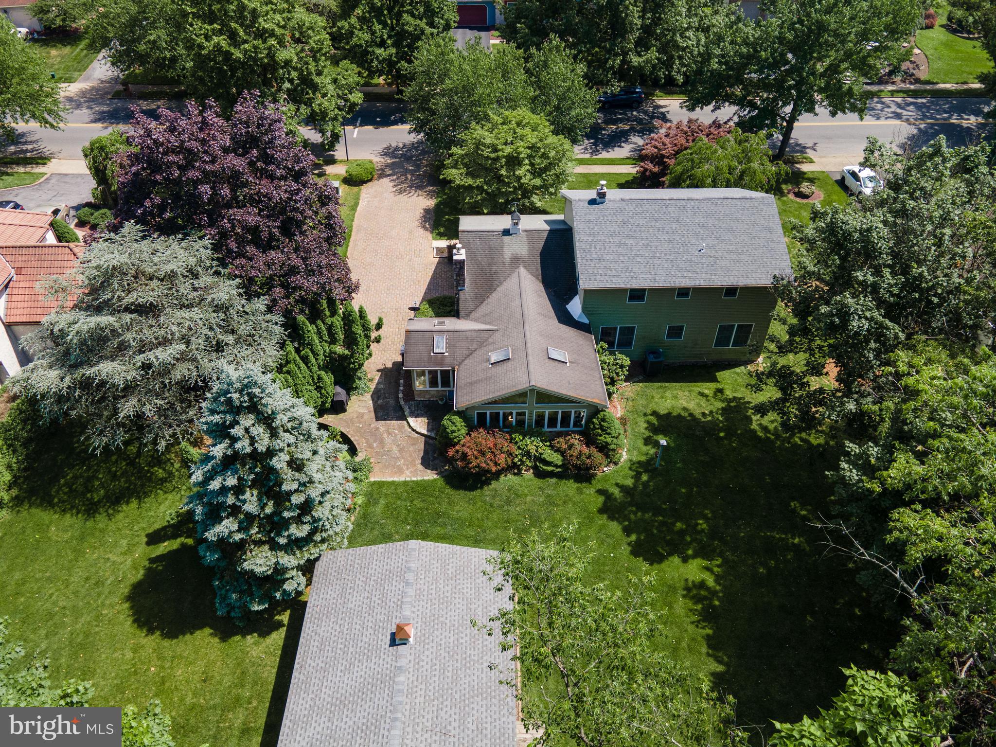 887 Barnsdale Rd