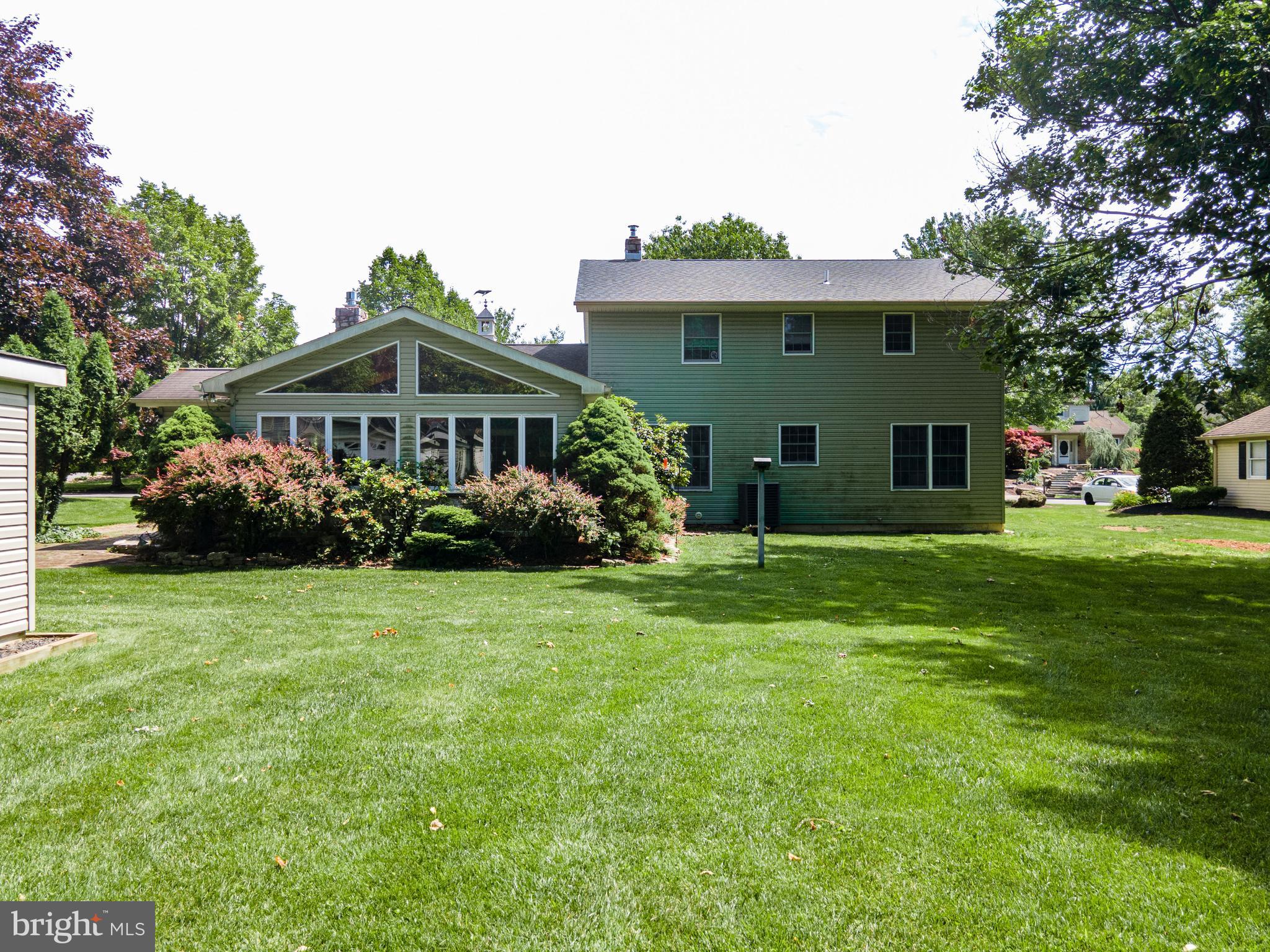 887 Barnsdale Rd