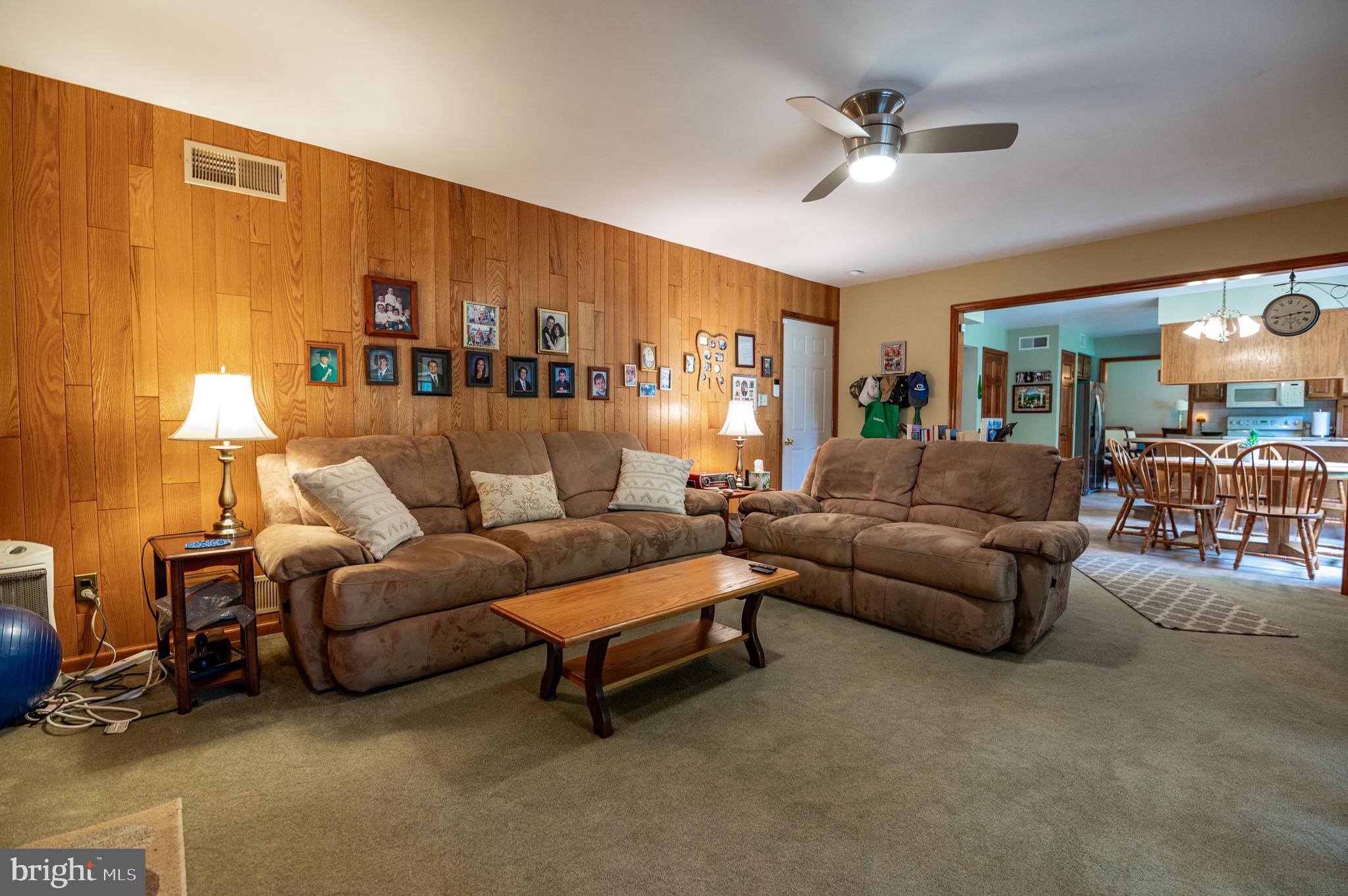 887 Barnsdale Rd