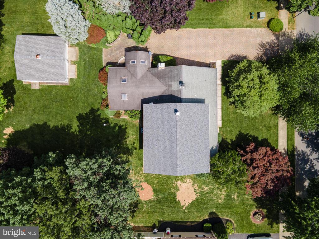 887 Barnsdale Rd