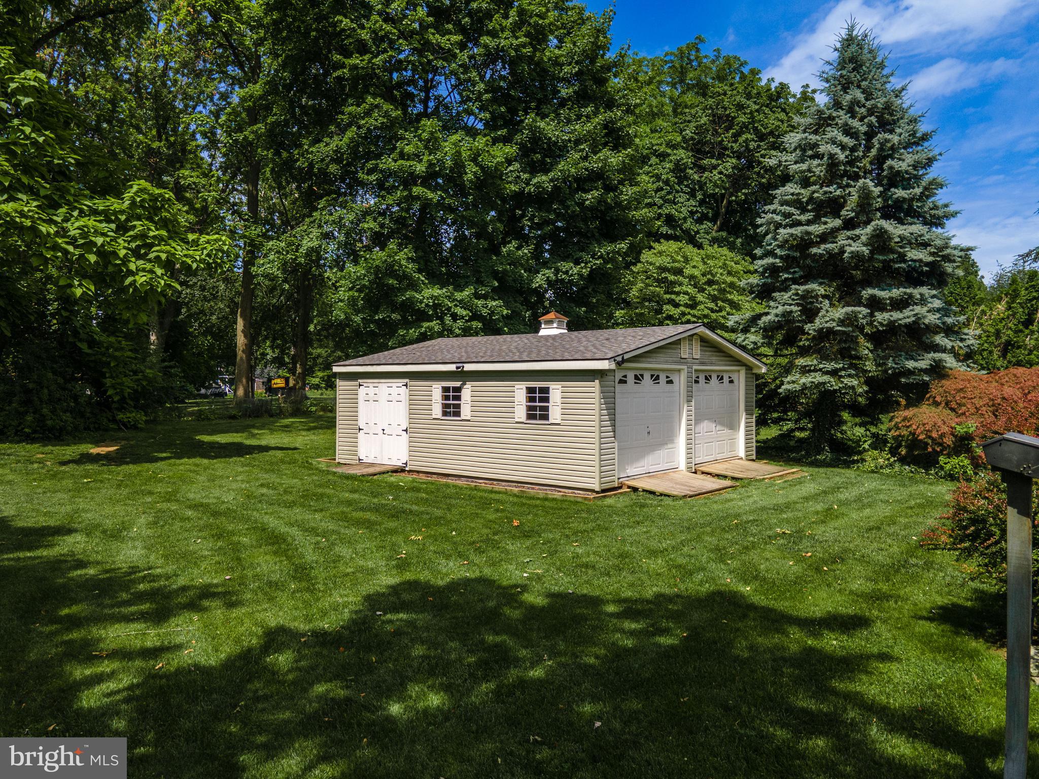 887 Barnsdale Rd