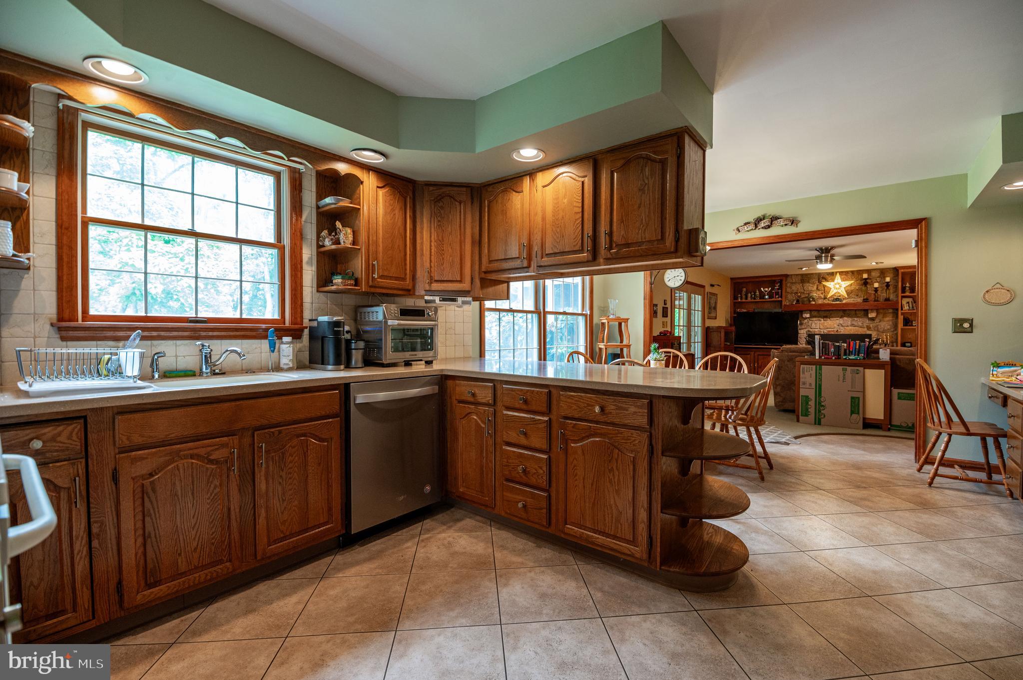 887 Barnsdale Rd