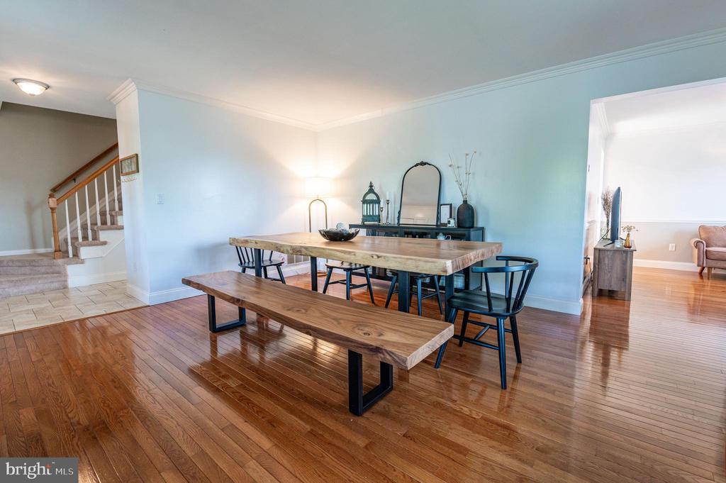 795 Cornwallis Dr