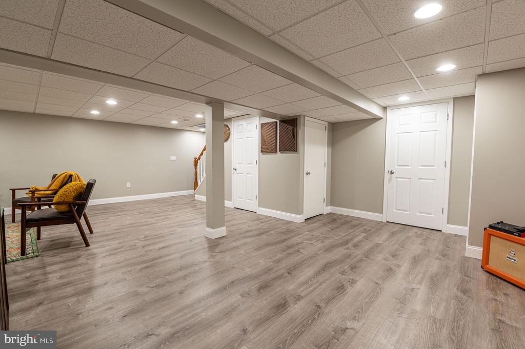 795 Cornwallis Dr