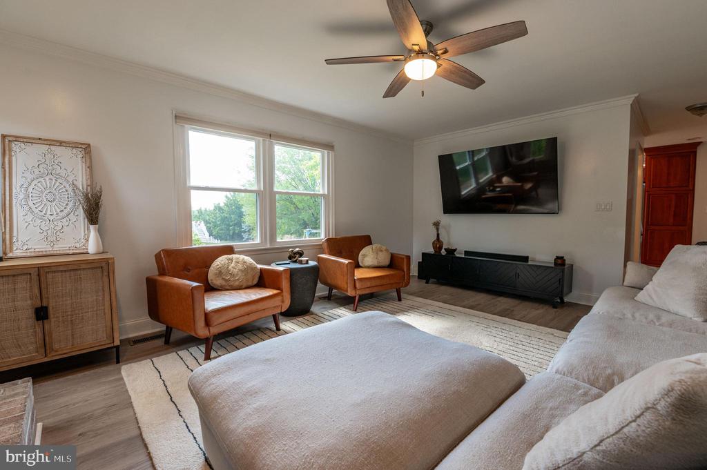 795 Cornwallis Dr