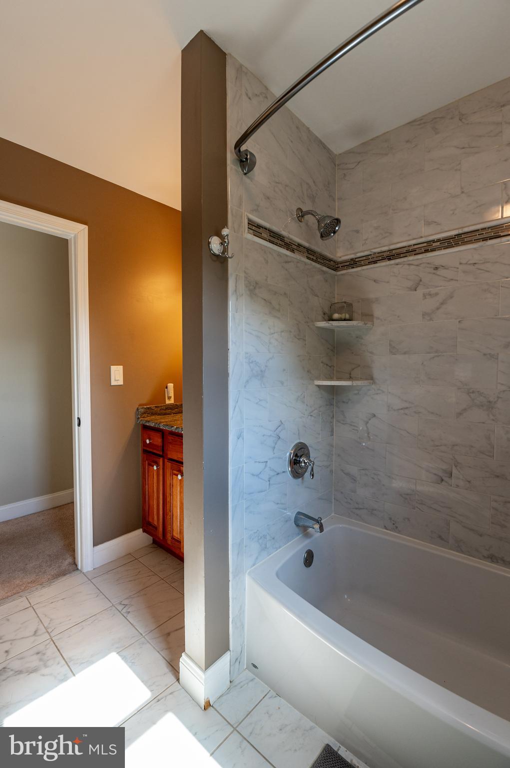 795 Cornwallis Dr