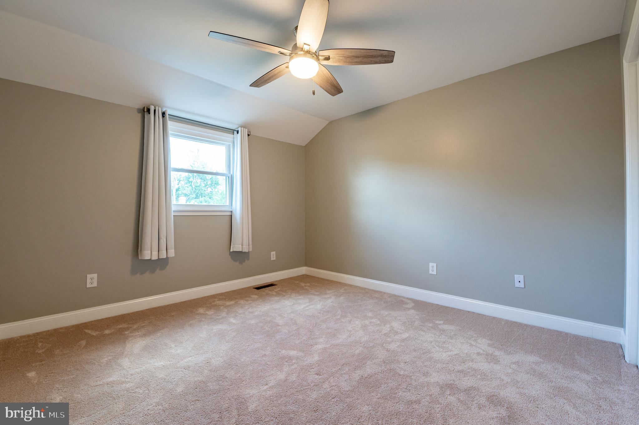 795 Cornwallis Dr