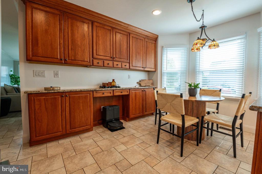 795 Cornwallis Dr