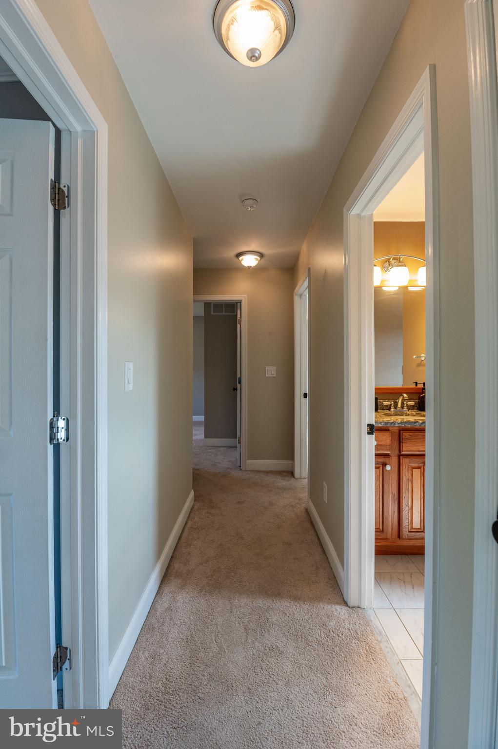 795 Cornwallis Dr