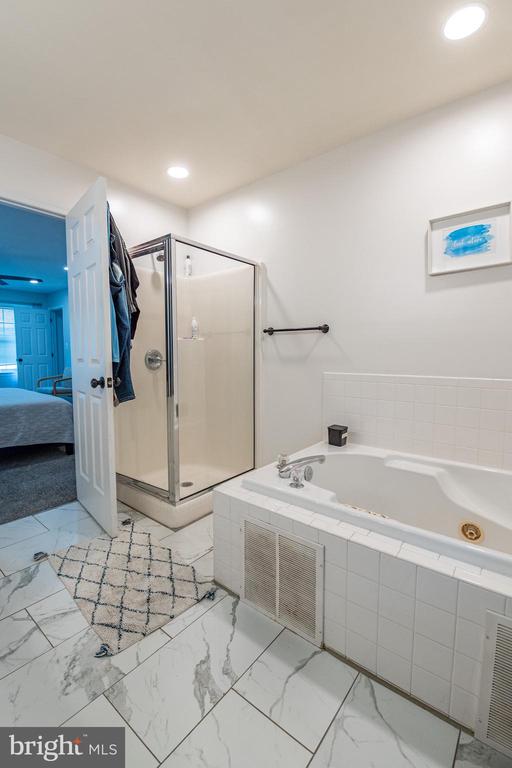 2530 Steele Ln