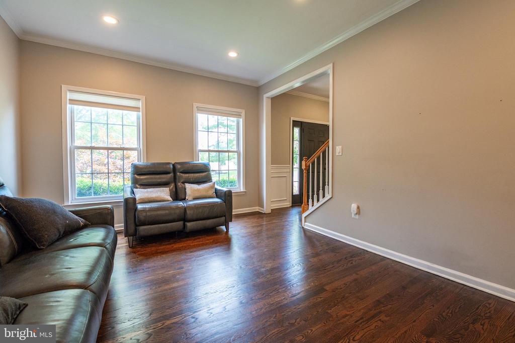 2530 Steele Ln