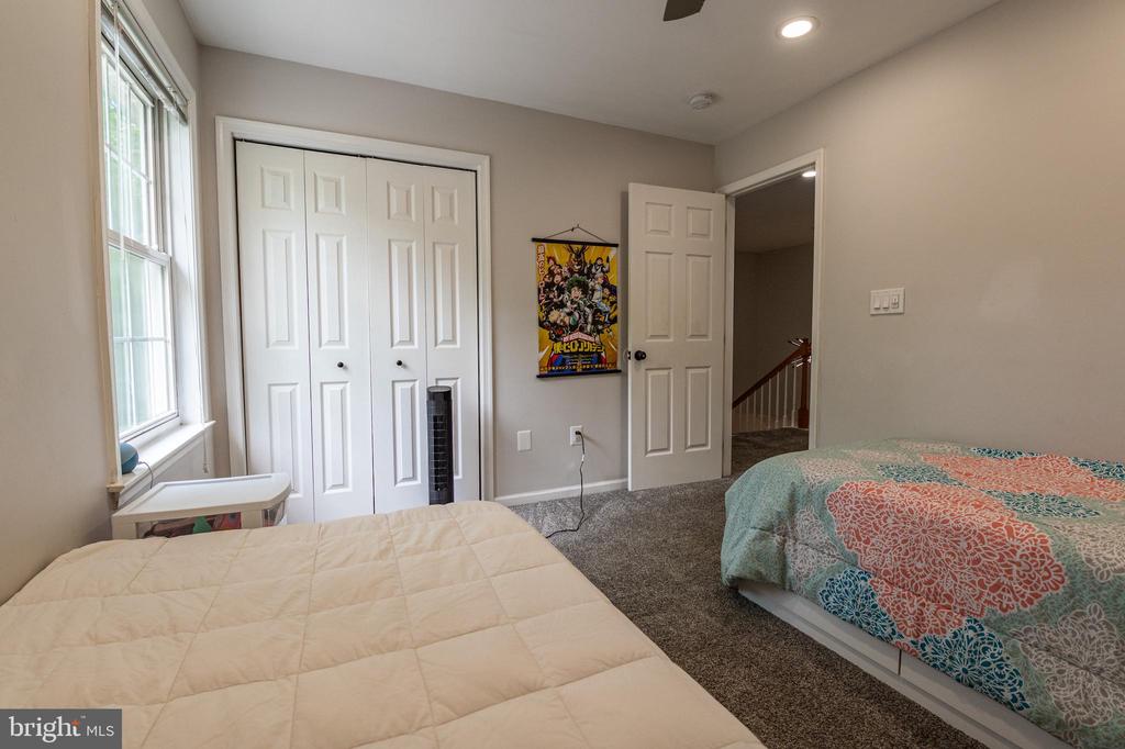 2530 Steele Ln