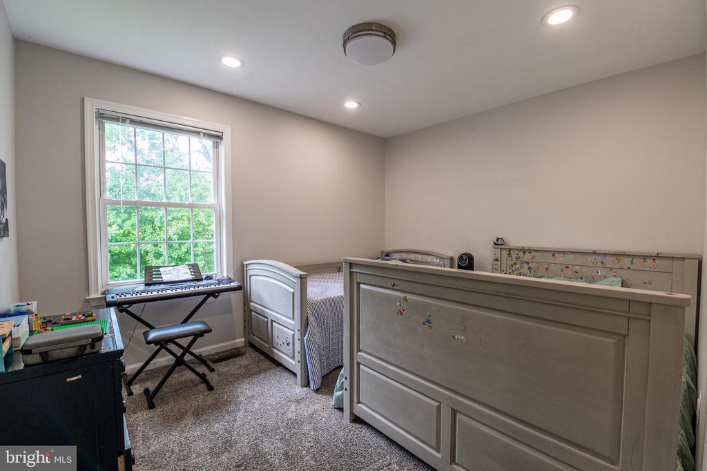 2530 Steele Ln