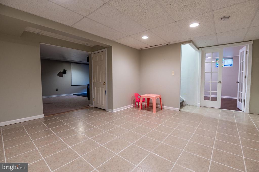 2530 Steele Ln