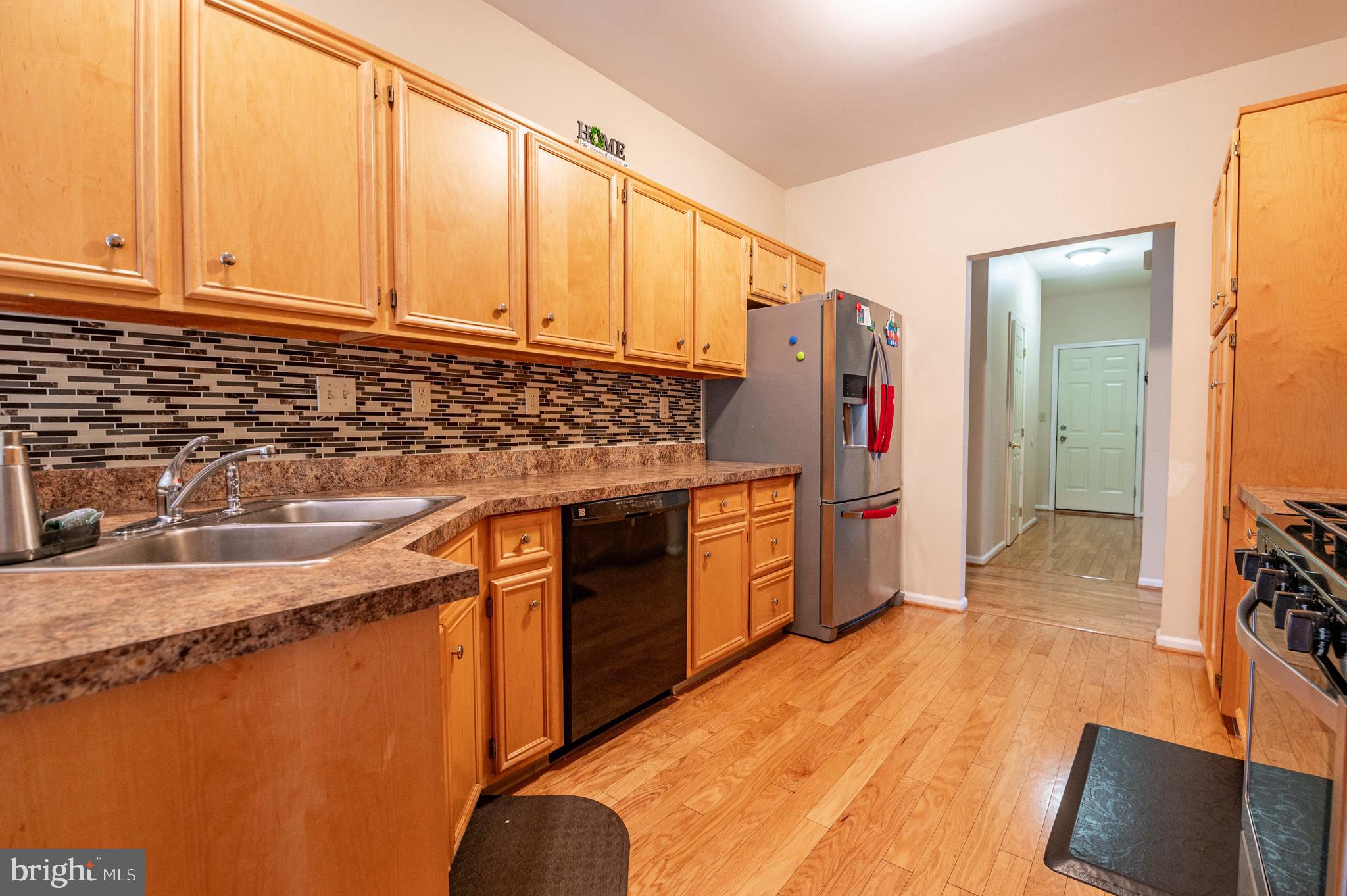 157 Willow Dr