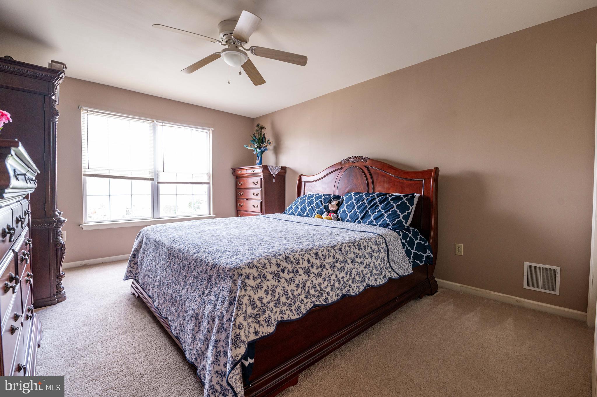 157 Willow Dr