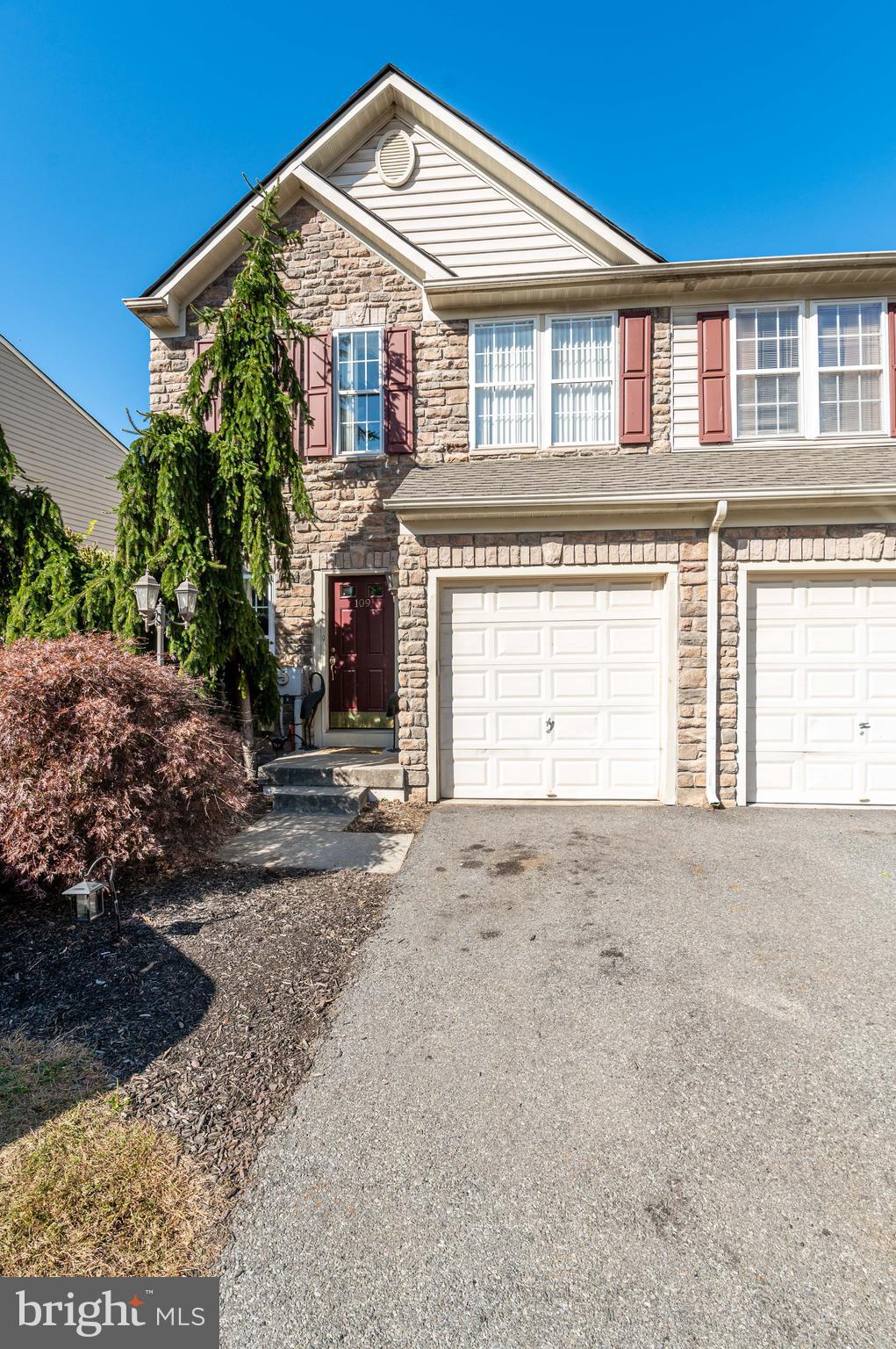 109 Knollwood Dr