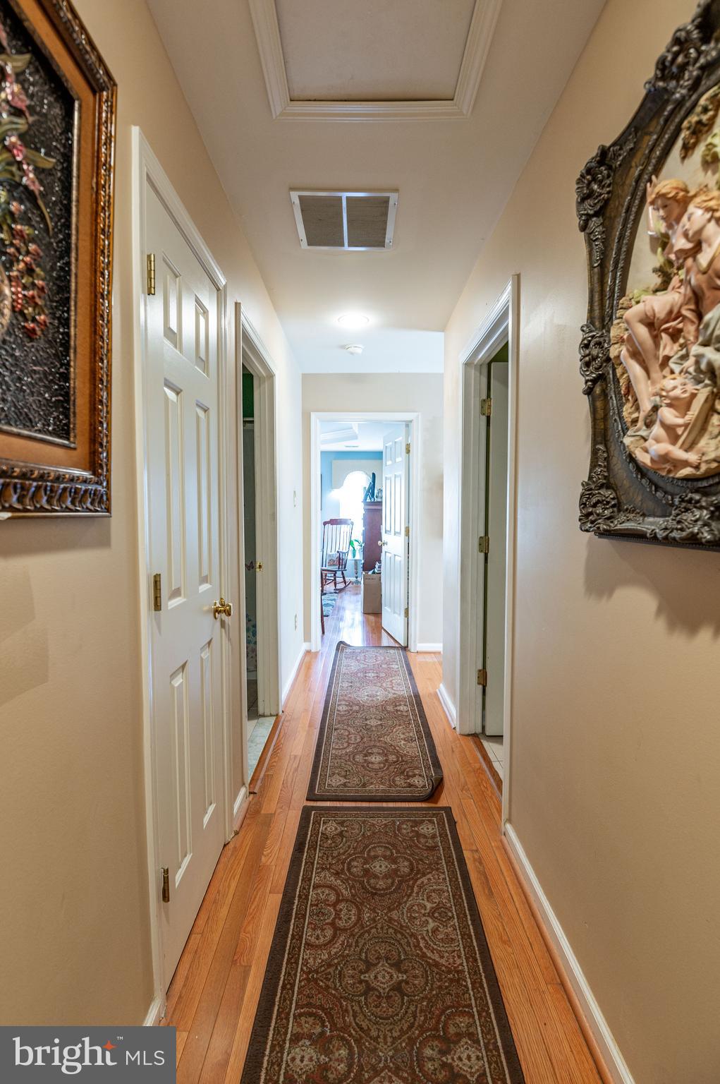 109 Knollwood Dr