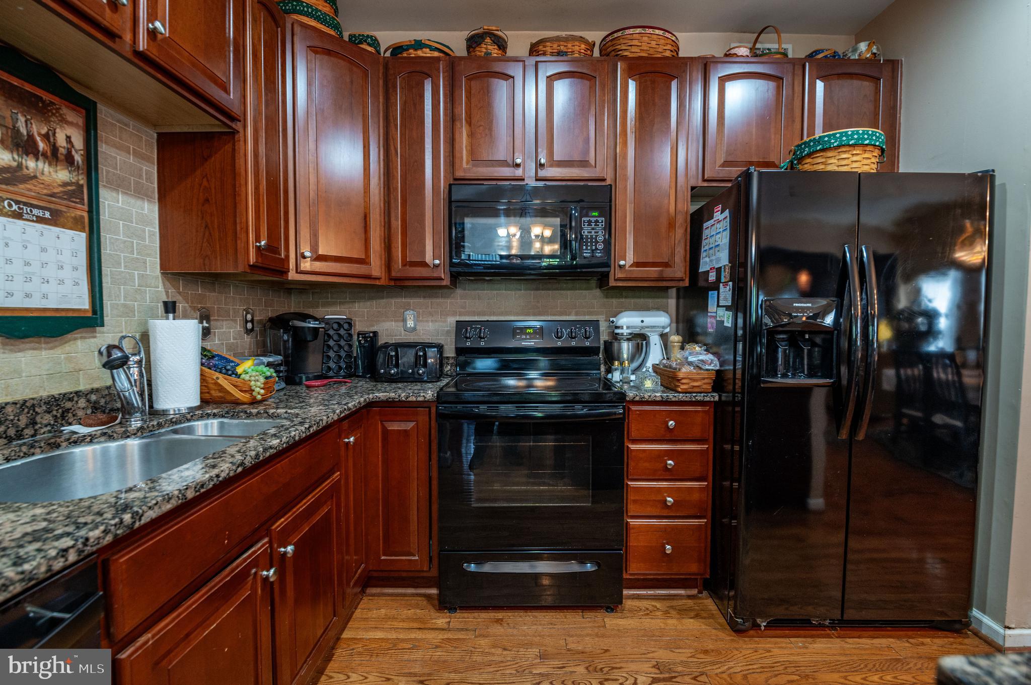 109 Knollwood Dr