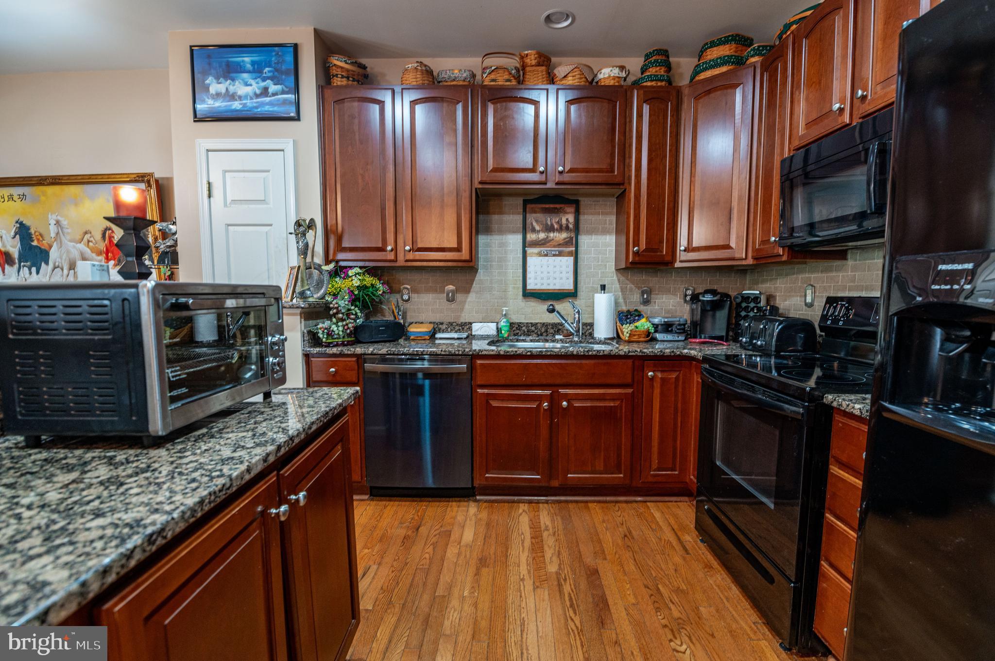 109 Knollwood Dr