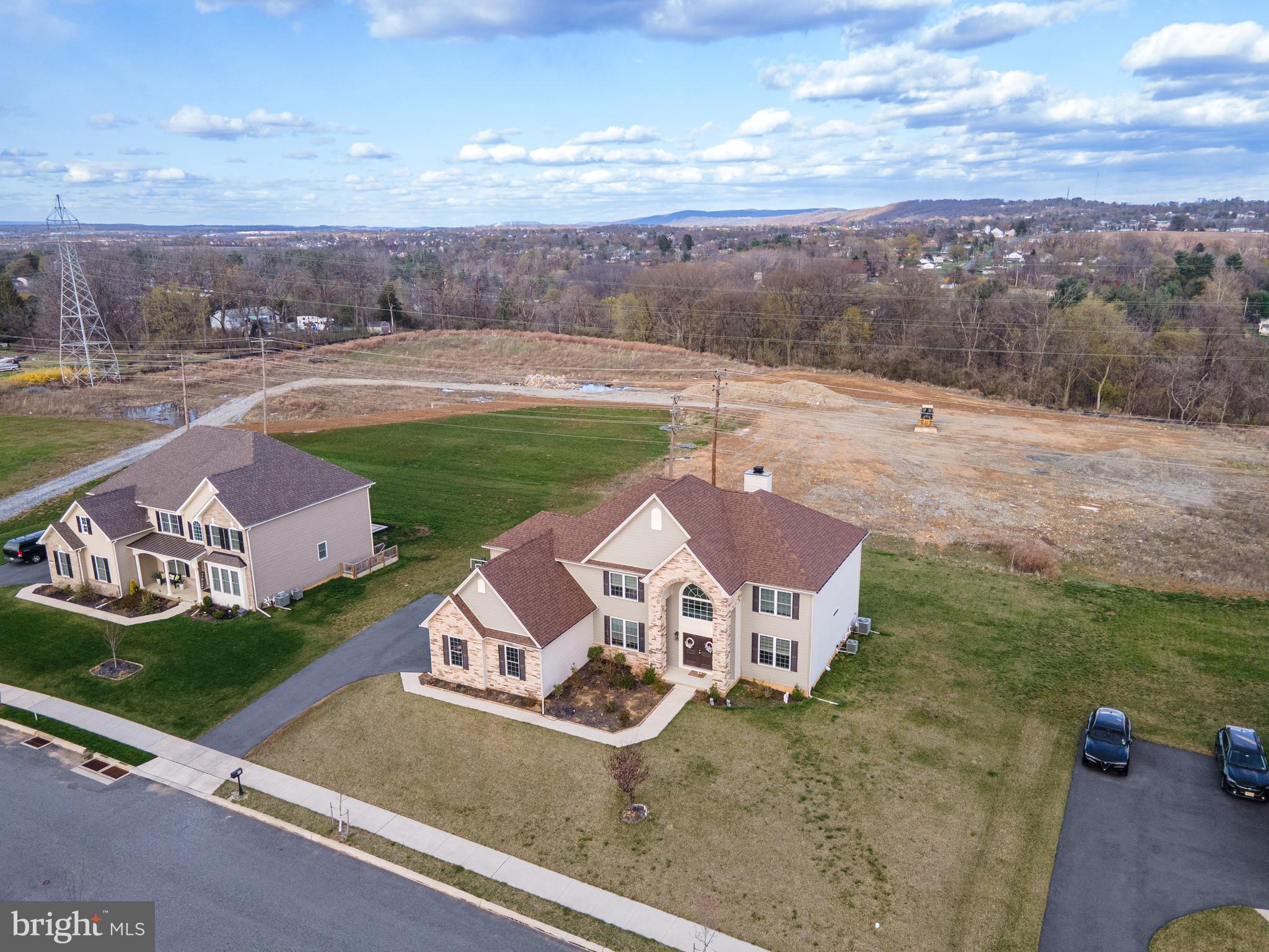 45 Saddle Ln
