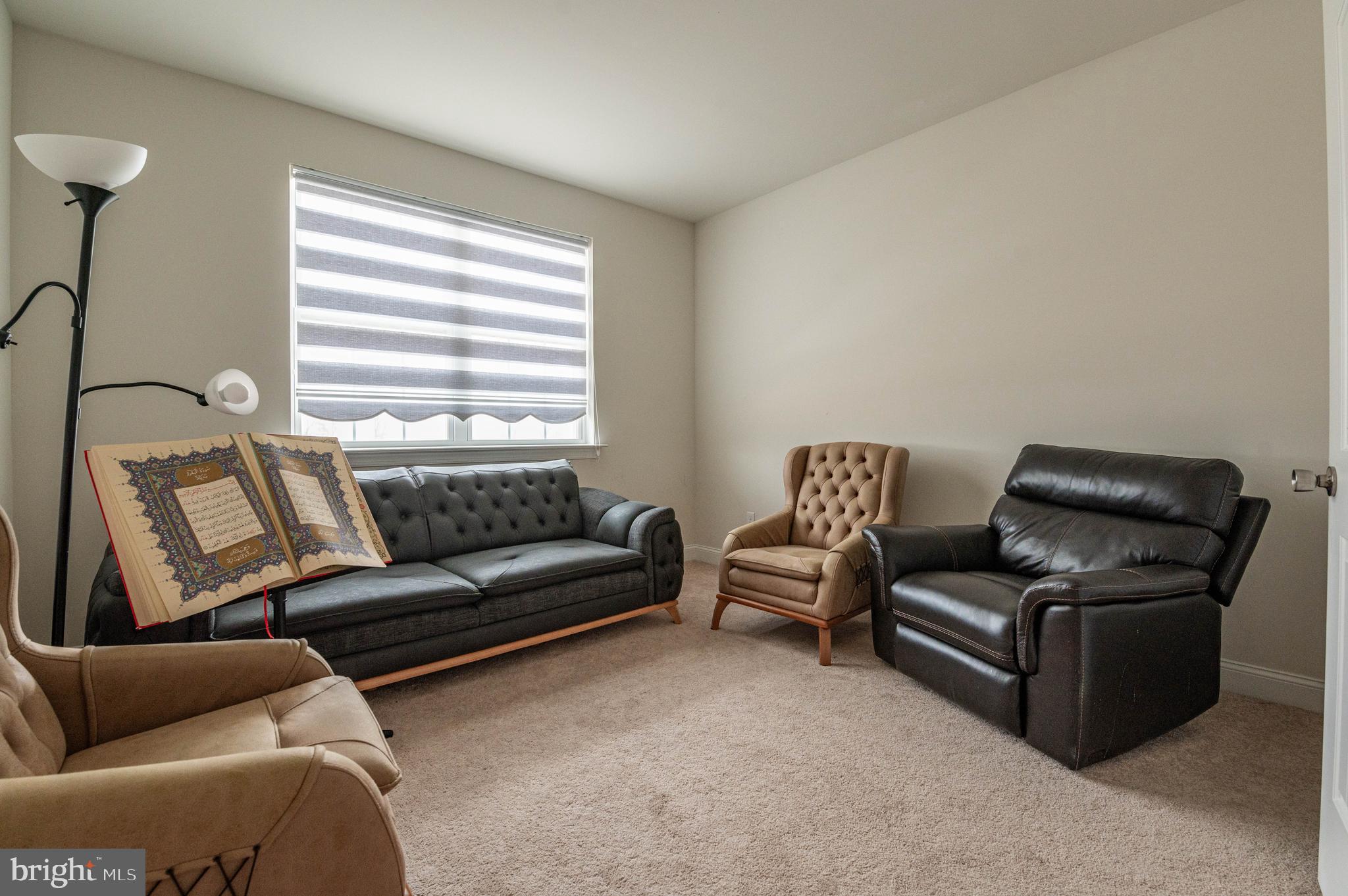 45 Saddle Ln