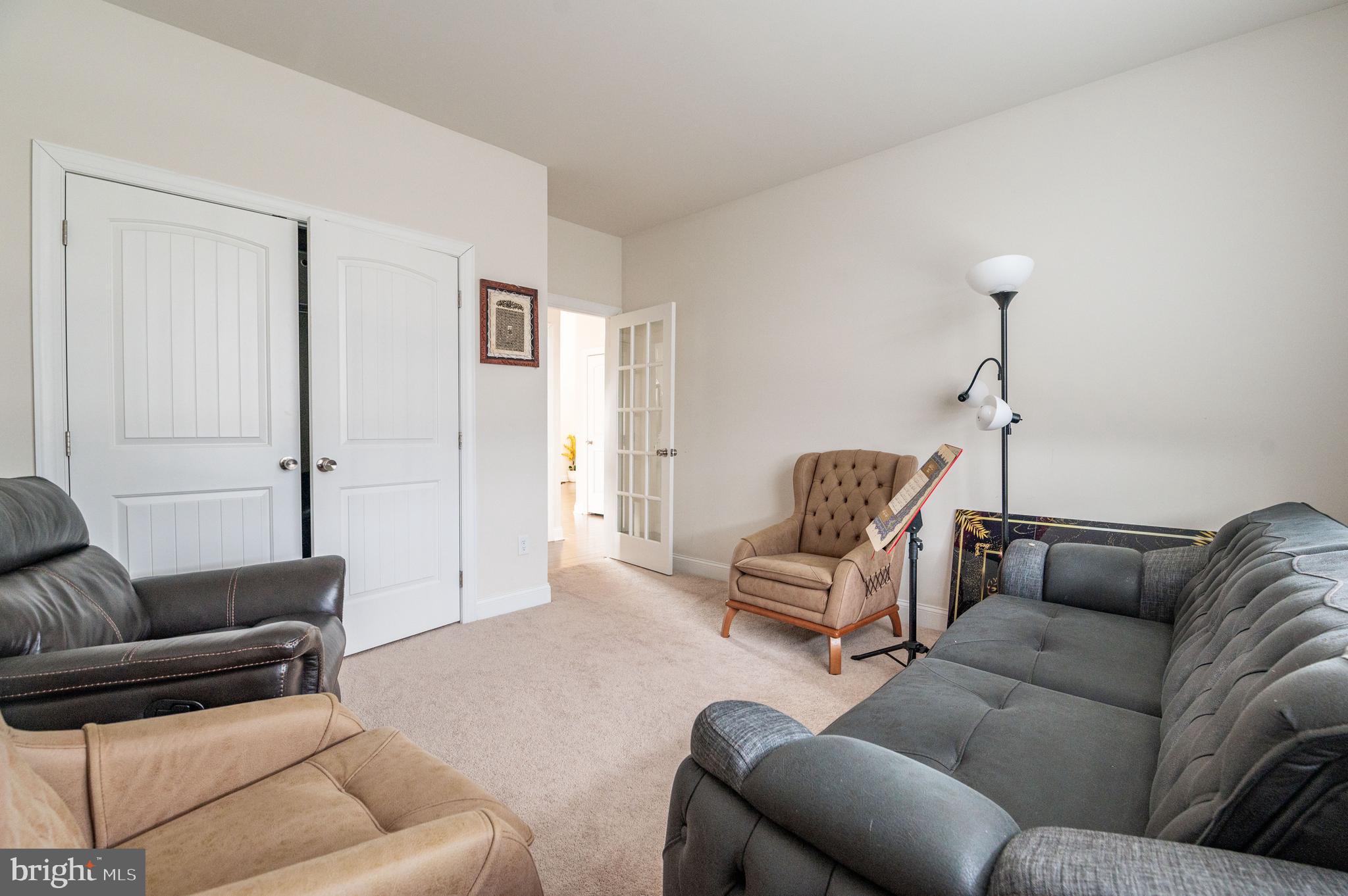45 Saddle Ln
