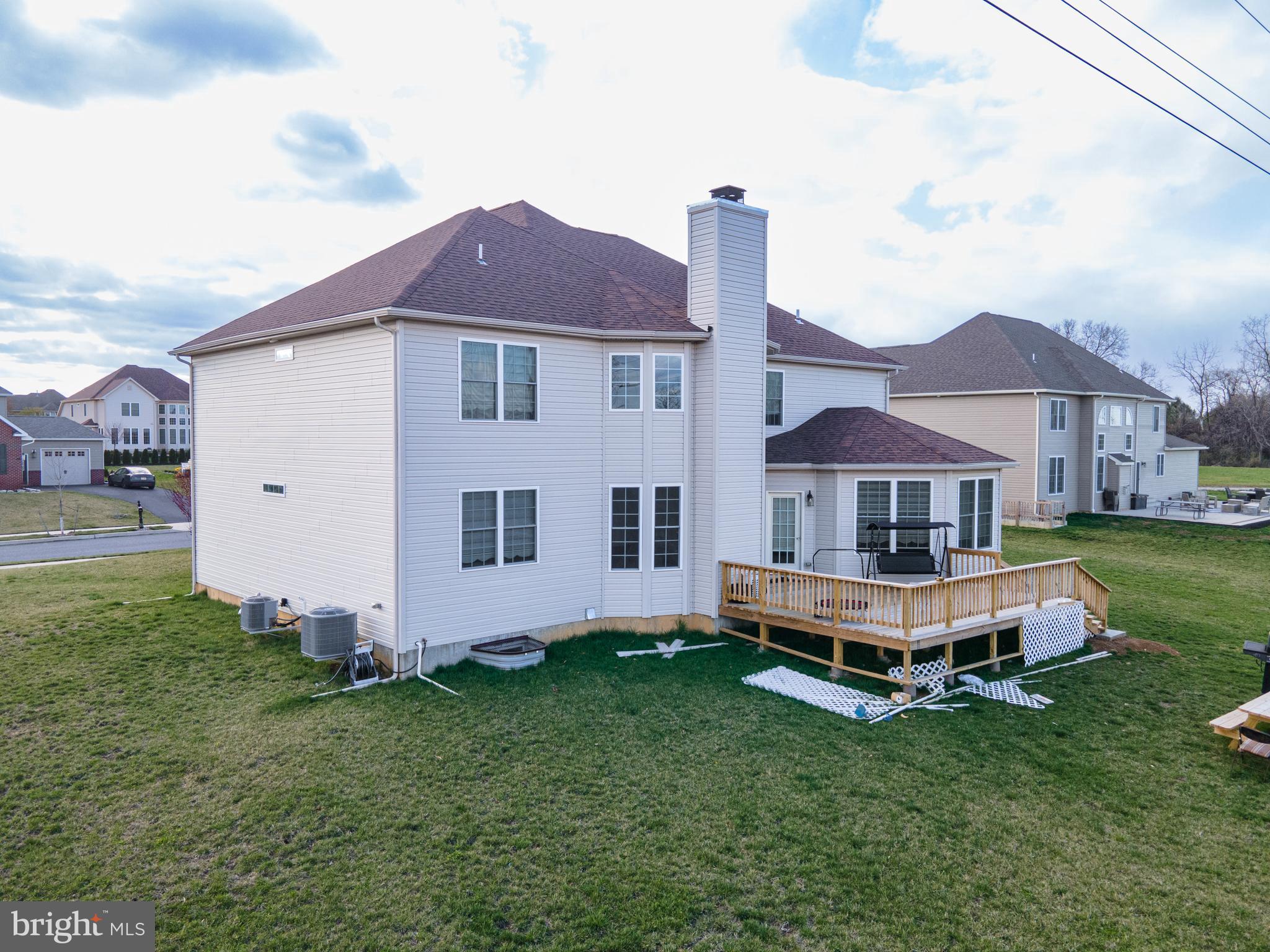 45 Saddle Ln
