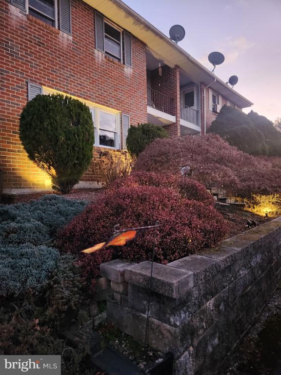 143 Vista Dr