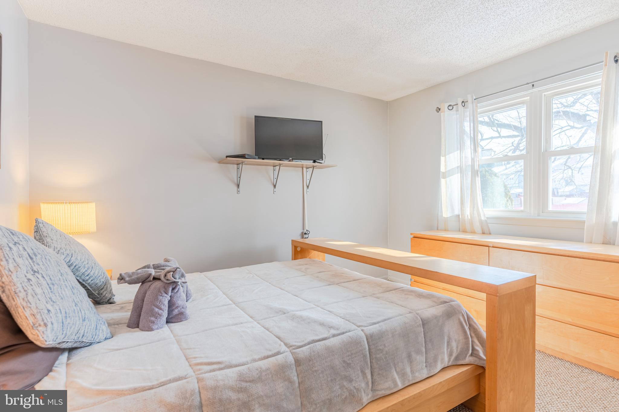 143 Vista Dr