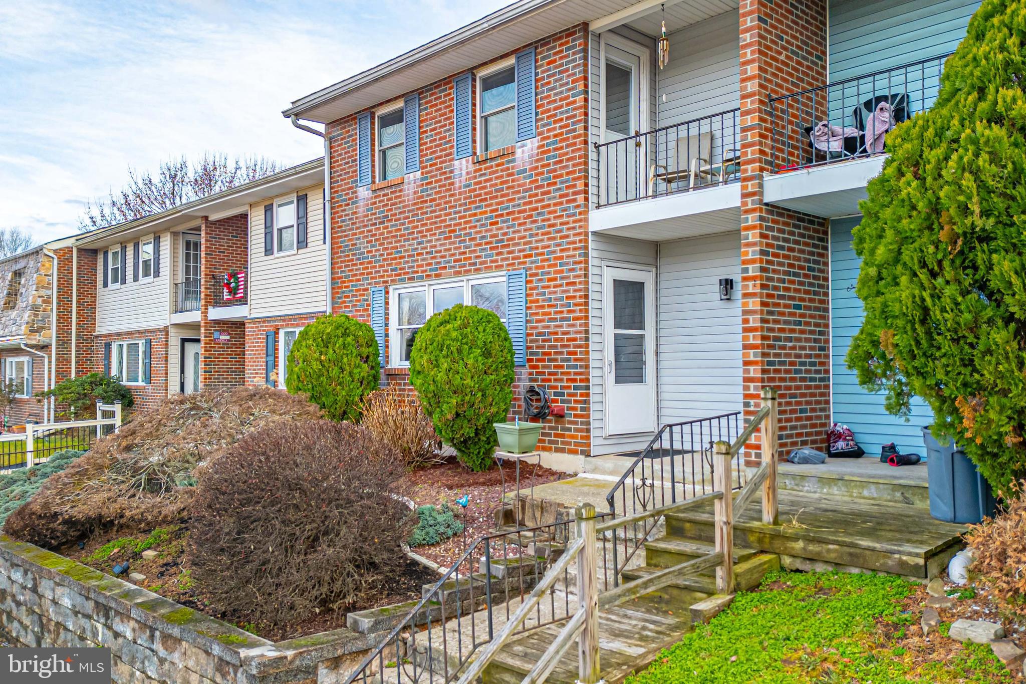 143 Vista Dr
