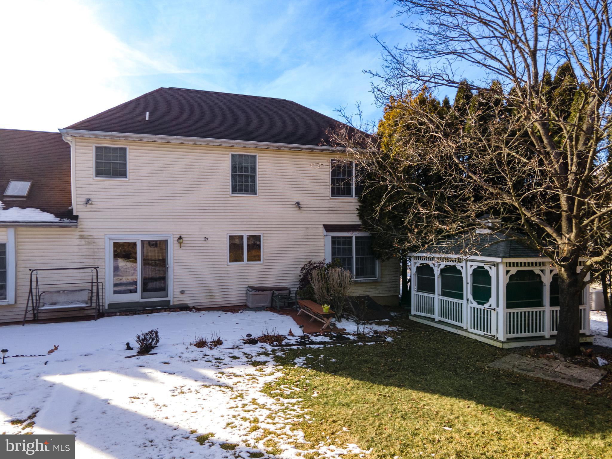 1629 Arrowwood Dr