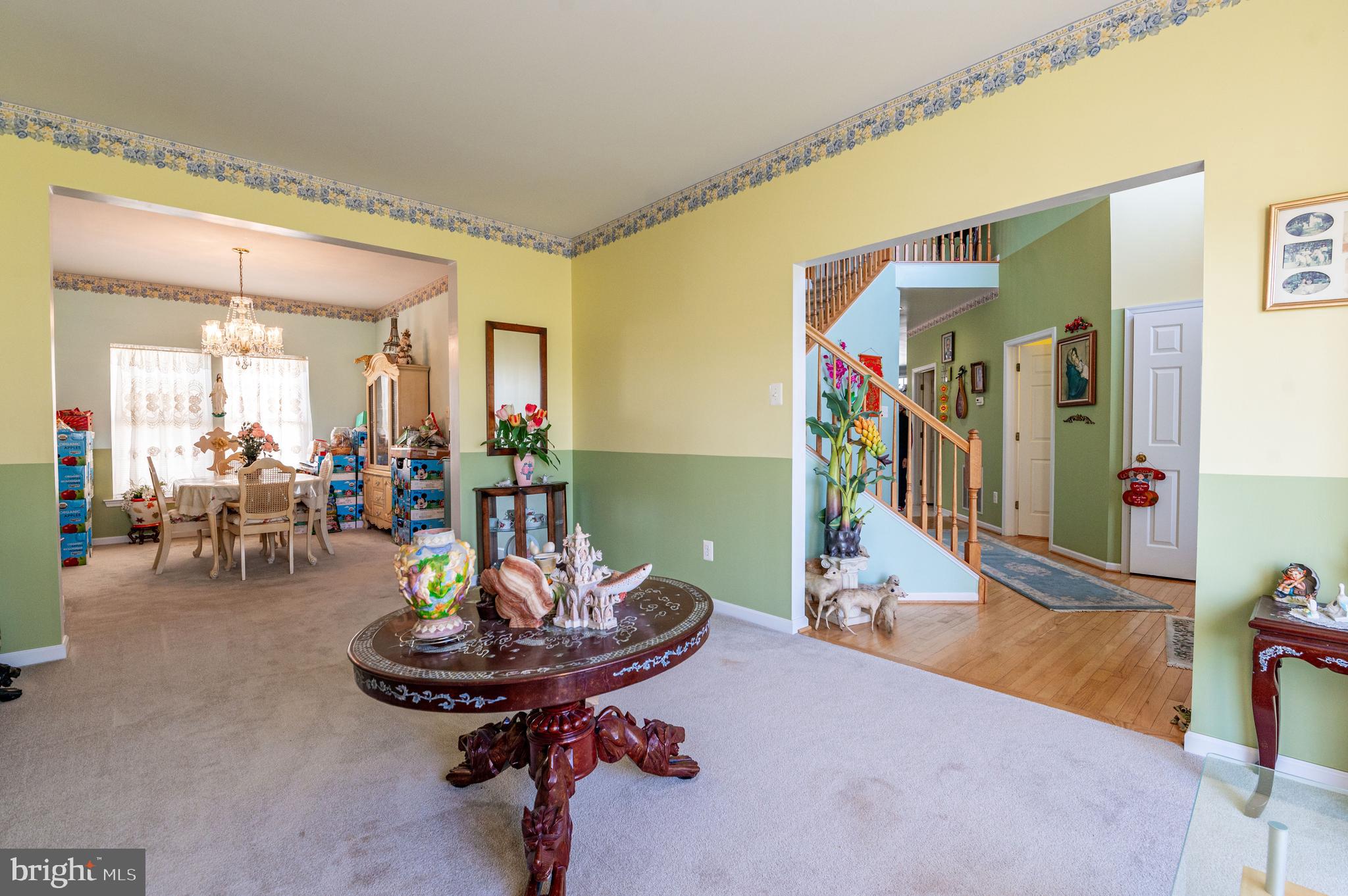 3221 Fox Hill Rd