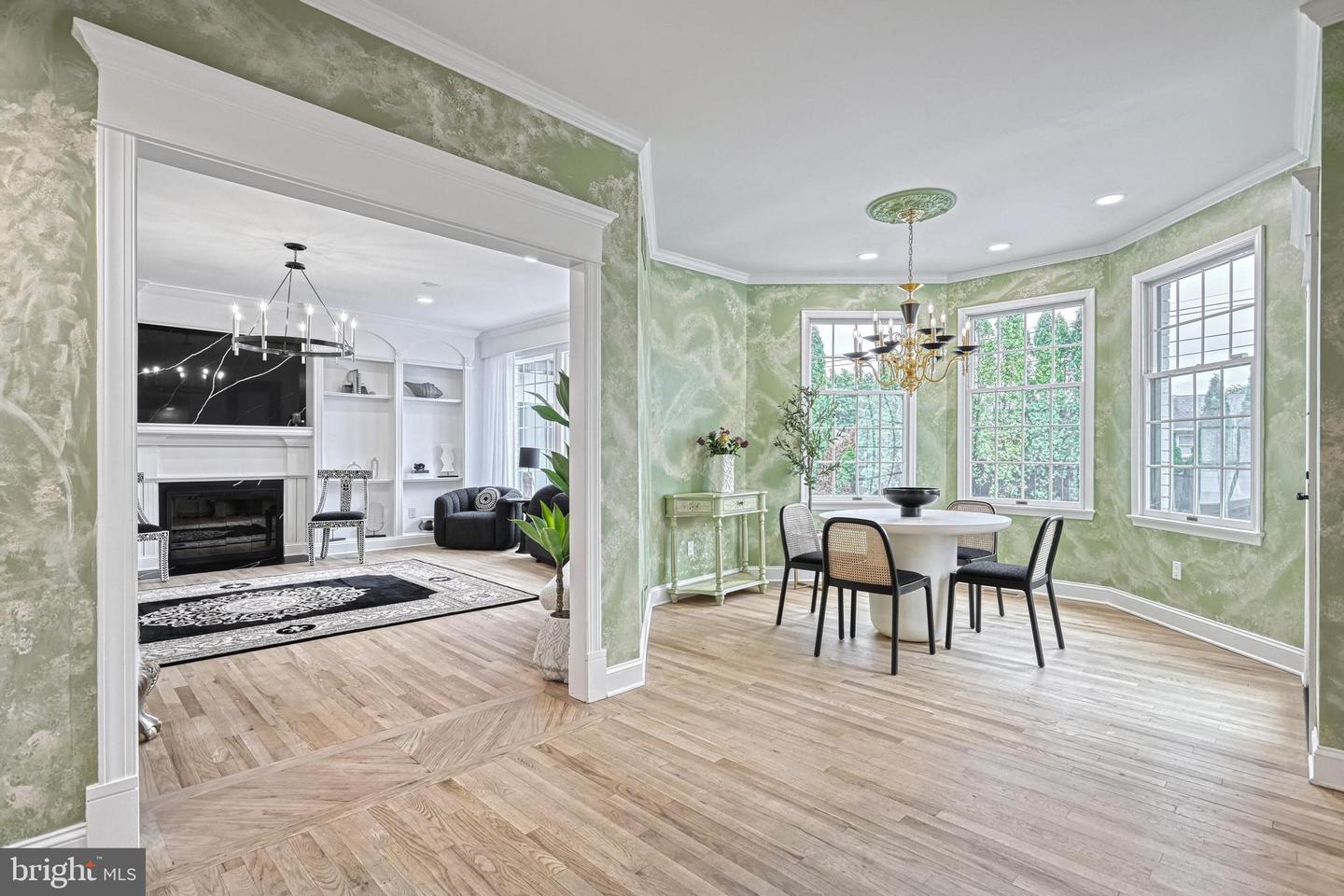 1231 Oakside Dr